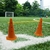 kit-2-cones-furados-50cm-1-barreira-treino-agilidade-campo-quadra-society