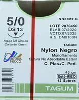 Sutura nylon 5-0 DS 13 de 45cm aguja 3/8 circulo cortante 13mm TAGUM Caja c/12 pz