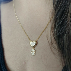 Colar 50cm com Pingente de Menina Cravejado em Zirconias Banhado a ouro 18k - loja online