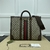 Bolsa Gucci Ophidia Large Tote "Beige and Ebony GG Supreme": Uma bolsa espaçosa e luxuosa da Gucci, com padrão GG em tons de bege e marrom, ideal para um estilo elegante e clássico.