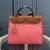 Bolsa Hermès Herbag Zip 31 Canvas Rose/Brown: Uma bolsa elegante em tons de rosa e marrom, perfeita para quem busca sofisticação e estilo refinado.