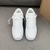 Zapatillas Louis Vuitton x Nike Air Force 1 Low By Virgil Abloh All White: Un modelo blanco exclusivo, parte de la colaboración entre Louis Vuitton y Nike, diseñado por Virgil Abloh.