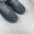 Zapatillas Louis Vuitton x Nike Air Force 1 Low By Virgil Abloh Suede Black: Un diseño exclusivo en negro, parte de la colaboración entre Louis Vuitton y Nike, diseñado por Virgil Abloh.