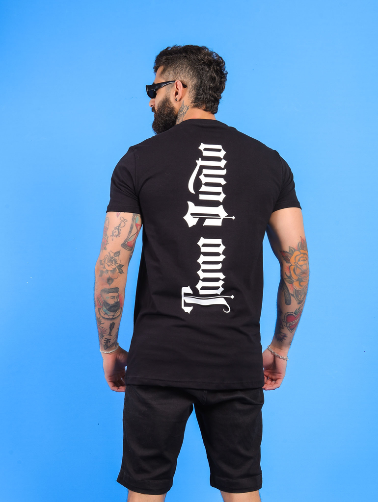 Conjunto Camiseta Longline Elastano Preta com Bermuda Preta