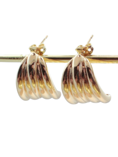 Shell earrings