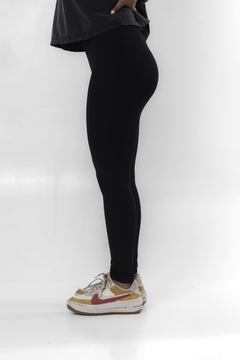 CALÇA LEGGING FEMININO na internet