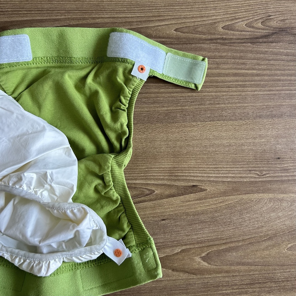 Fralda GDIAPERS - Reutilizável - Verde - Slay brechó