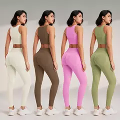 Conjunto Fitness Feminino: Cintura Alta e Duas Peças na internet