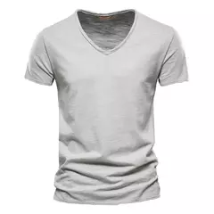 Camiseta Slim Fit Decote V on internet