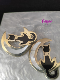 Broche de gato-luna