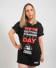 Camiseta "Nós tornamos mais fortes a cada dia" Vermelha - comprar online