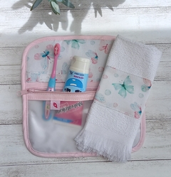Kit Higiene Necessaire Toalha de Mão Borboletas - comprar online