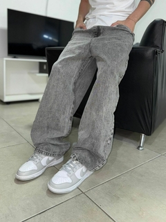 Jean Baggy Gris Liso - comprar online