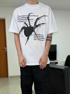 Remera Oversize Spider - comprar online