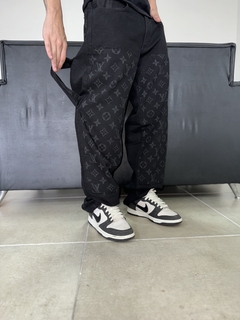 Jean Baggy LV Negro en internet