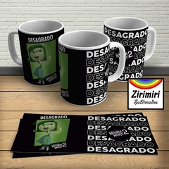 Taza intensamente desagrado 8