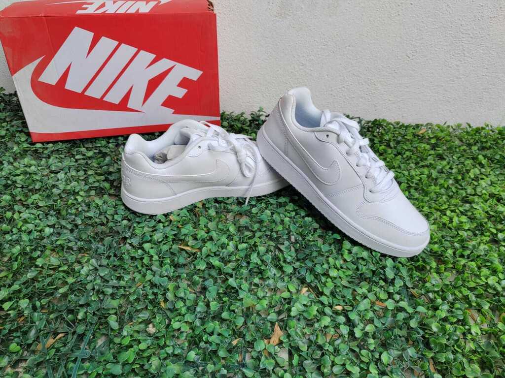 Nike ebernon low blanco online