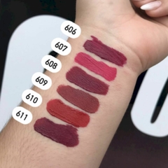 Batom Líquido Matte 30 Horas Nude do 656 ao 665 Max Love - comprar online