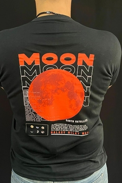 REMERA MOON