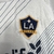 Camisa LA Galaxy I 24/25 - Torcedor Adidas Masculina - Branca com detalhes em amarelo e azul na internet