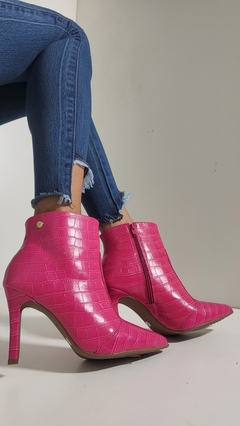 Bota Vizzano Fucsia Crocco - Stile Kapirosa