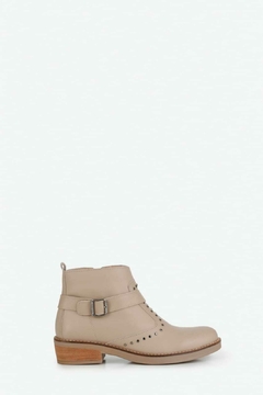 Bota Viamo cuero Drake beige - tienda online