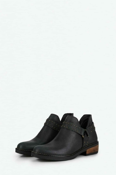 Bota de cuero Viamo Desmon Negra - tienda online