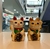 Dupla gatos maneki neko na internet