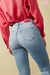 CALÇA JEANS FEMININA FLARE MÉDIA BARRA DUPLA | DZ20433 - loja online