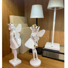 Escultura Menina 2 - comprar online