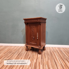 MUEBLE AUXILIAR RENACIMIENTO