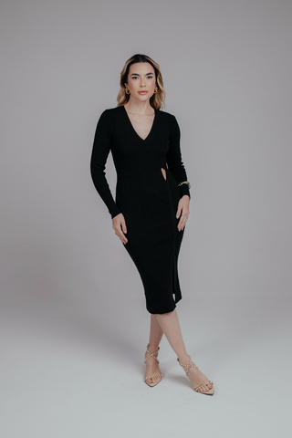 Vestido com Abertura Lateral Preto