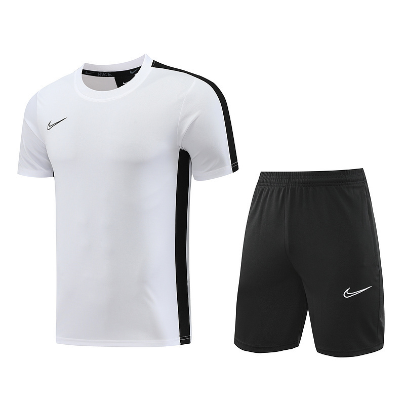 Conjunto Nike Masculino Camisa e Bermuda Preto e Branco