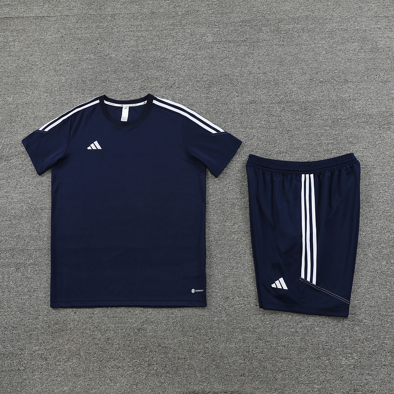 Conjunto da adidas outlet bermuda e camisa