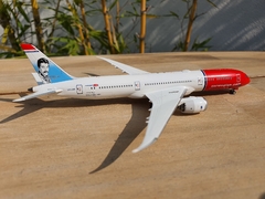 NORWEGIAN AIR SHUTTLE BOEING 787-9 "FREDDY MERCURY" - Aztec Wings