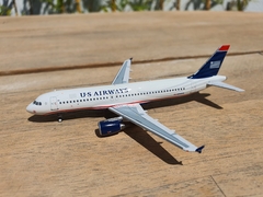 US AIRWAYS AIRBUS A320 "MILAGRO EN EL HUDSON" 1:400 PANDA MODELS en internet