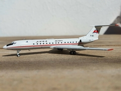 AIR KORYO TUPOLEV TU-134B 1:400 MARCA PANDA MODELS en internet