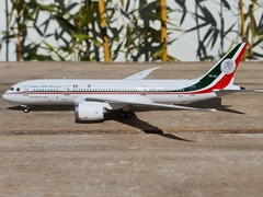 FUERZA AÉREA MEXICANA (FAM) BOEING 787-8 1:400 NG MODELS - comprar en línea