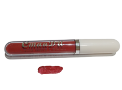 Tinta para labios mate color rojo