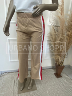 Calça Flare Bege com Botões Laterais (Tam G) US272 - Urbano Shopp