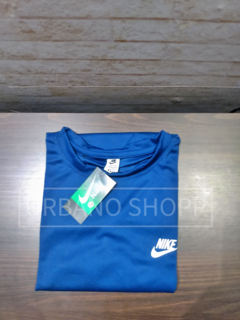 Camiseta Nike Dry-FIT Legend US507