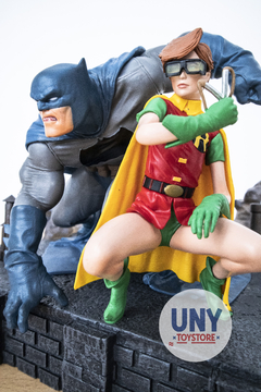 Batman & Robin Dark Knight Returns - Diamond Select Gallery - tienda online