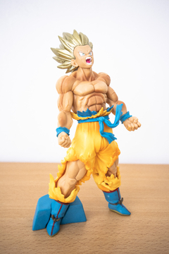 Figura Goku Super Saiyan - Blood Of Saiyans - Simil Banpresto