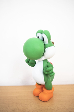 Figura De Yoshi - Super Mario - Simil Funko Pop en internet