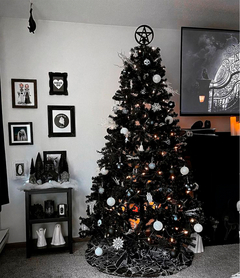 Arvore de Natal Preta 2,40m Halloween Dark 1677 Galhos Luxo - KLIZZ