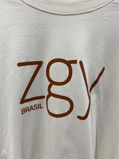 Camiseta ziggy oversized na internet