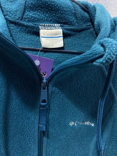 Fleece Columbia com capuz na internet