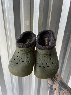 Crocs peluciada - comprar online