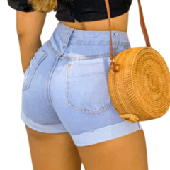 Short Jeans Feminino Cintura Alta Modelo Detonado - comprar online