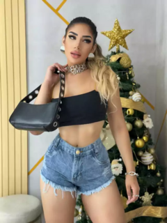 O Short Jeans Feminino Cintura Alta Modelo Detonado. - loja online